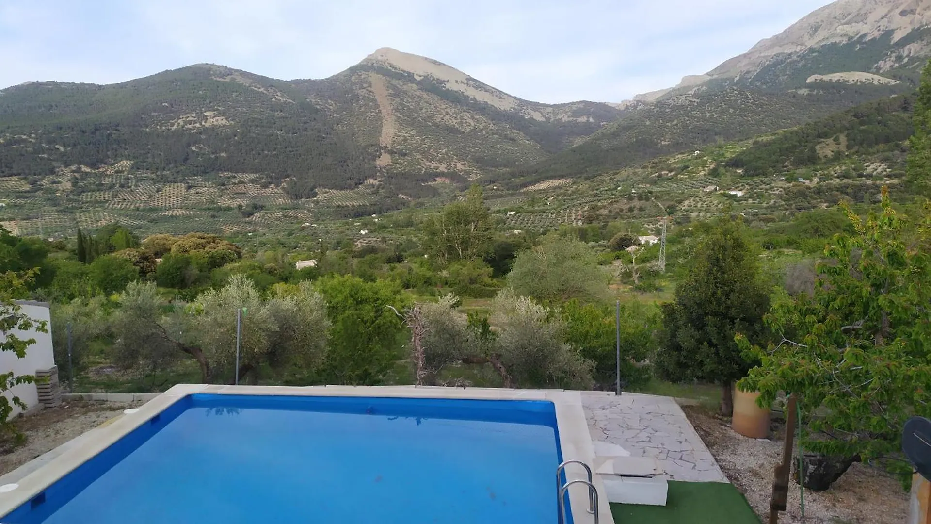 Los Cabales Torres  España